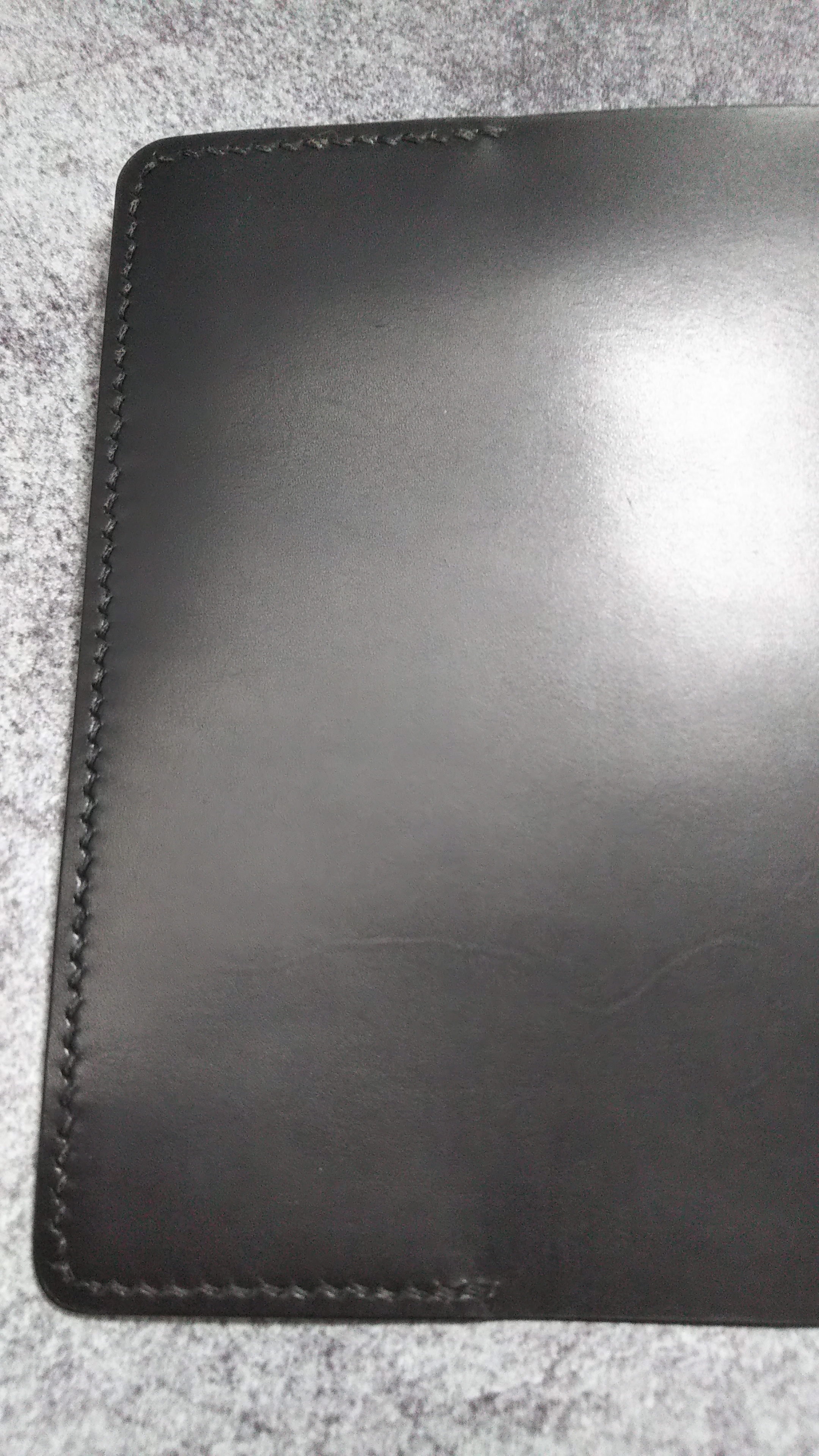 本牛革　手縫いブックカバー(文庫用)　ブラック　BBS-201